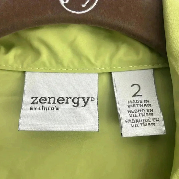 Zenergy by Chico’s vibrant, lime, green light weight jacket women’s size L or 2 - Picture 2 of 3